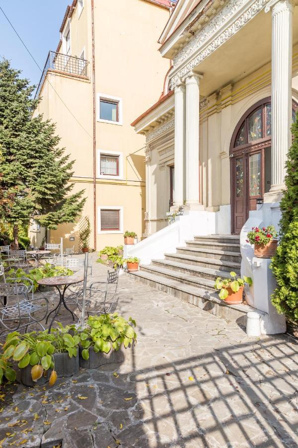 One Love Terrace Apartment Bukarest Exterior foto