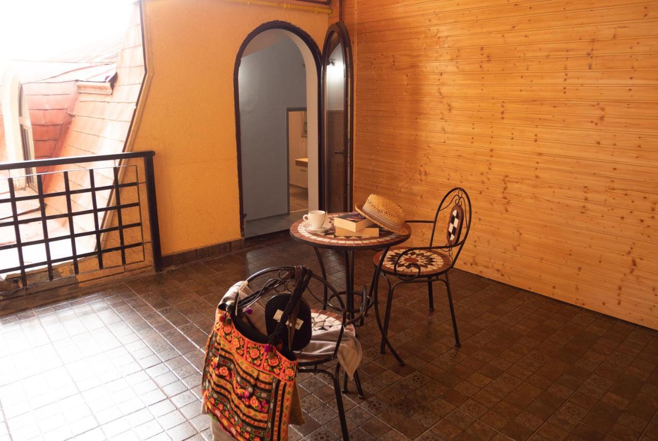 One Love Terrace Apartment Bukarest Exterior foto