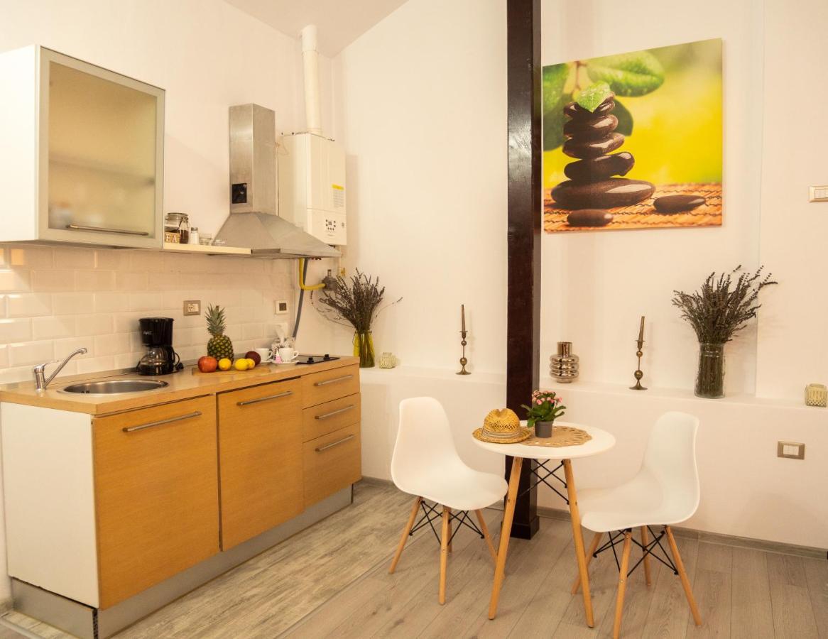 One Love Terrace Apartment Bukarest Exterior foto